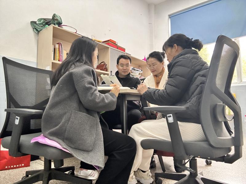 IMG_6935.JPG IMG_6935.JPG